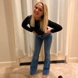 Meet your Posher, Mia